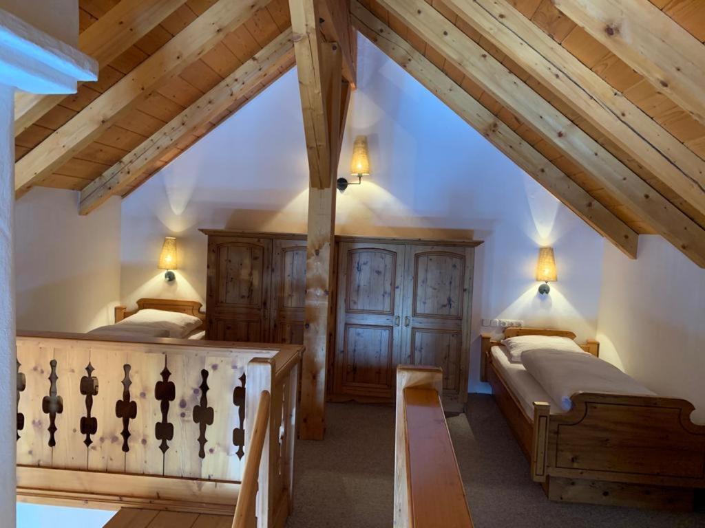 Ansitz Wirtsgut - Familienappartements In Den Bergen 레오강 외부 사진